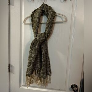 Pashmina Goat Wool 100% pashmina Fringed Scarf Shawl Green Cream Soft Cozy